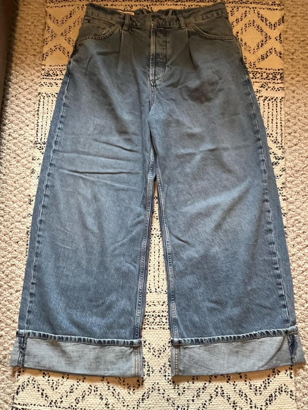 We the Free Final Countdown x Revolve Mid-rise Cuff Light Blue Denim Jeans - Picture 4 of 7